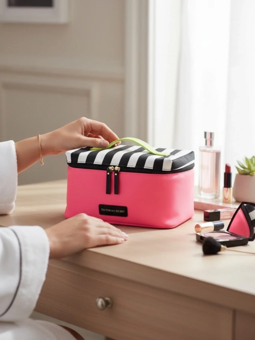 Victoria’s Secret Pink Train Case Makeup Cosmetic Travel Bag Striped Vanity